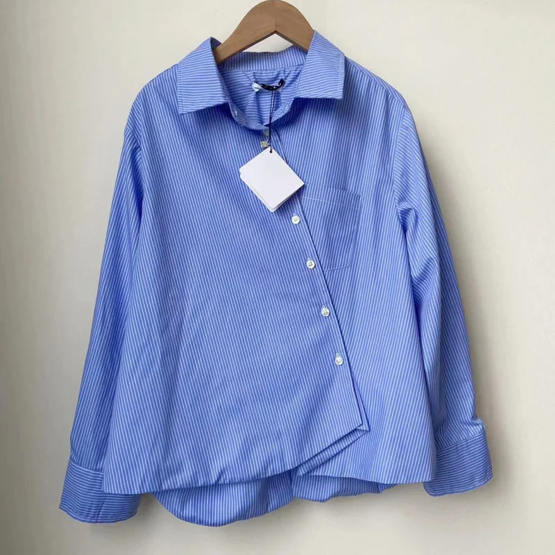 Real Fashion Brand Designer Women's Shirt Blue White Striped Tops Backless Slit Tie Cotton Blouse Casual
Real Fashion Brand Designer Women's Shirt Blue White Striped Tops Backless Slit Tie Cotton Blouse Casual