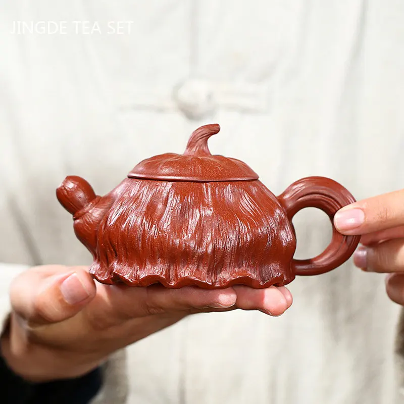 Creative Handmade Yixing Purple Clay Teapot Authentic Dahongpao Filter Beauty Tea Pot Chinese Zisha Tea Set Drinkware 180ml
Creative Handmade Yixing Purple Clay Teapot Authentic Dahongpao Filter Beauty Tea Pot Chinese Zisha Tea Set Drinkware 180ml