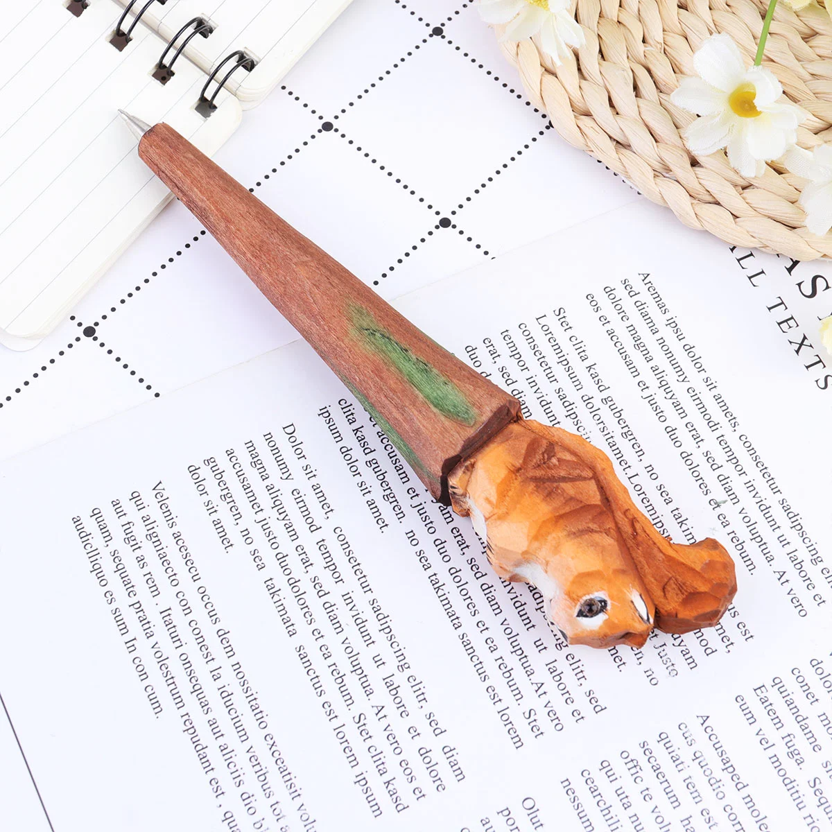 Pure Handmade Wood Carving Animal Pen Creative Wood Carving Squirrel Ballpoint Pen Replaceable Refill Gel Pen for Students
Pure Handmade Wood Carving Animal Pen Creative Wood Carving Squirrel Ballpoint Pen Replaceable Refill Gel Pen for Students