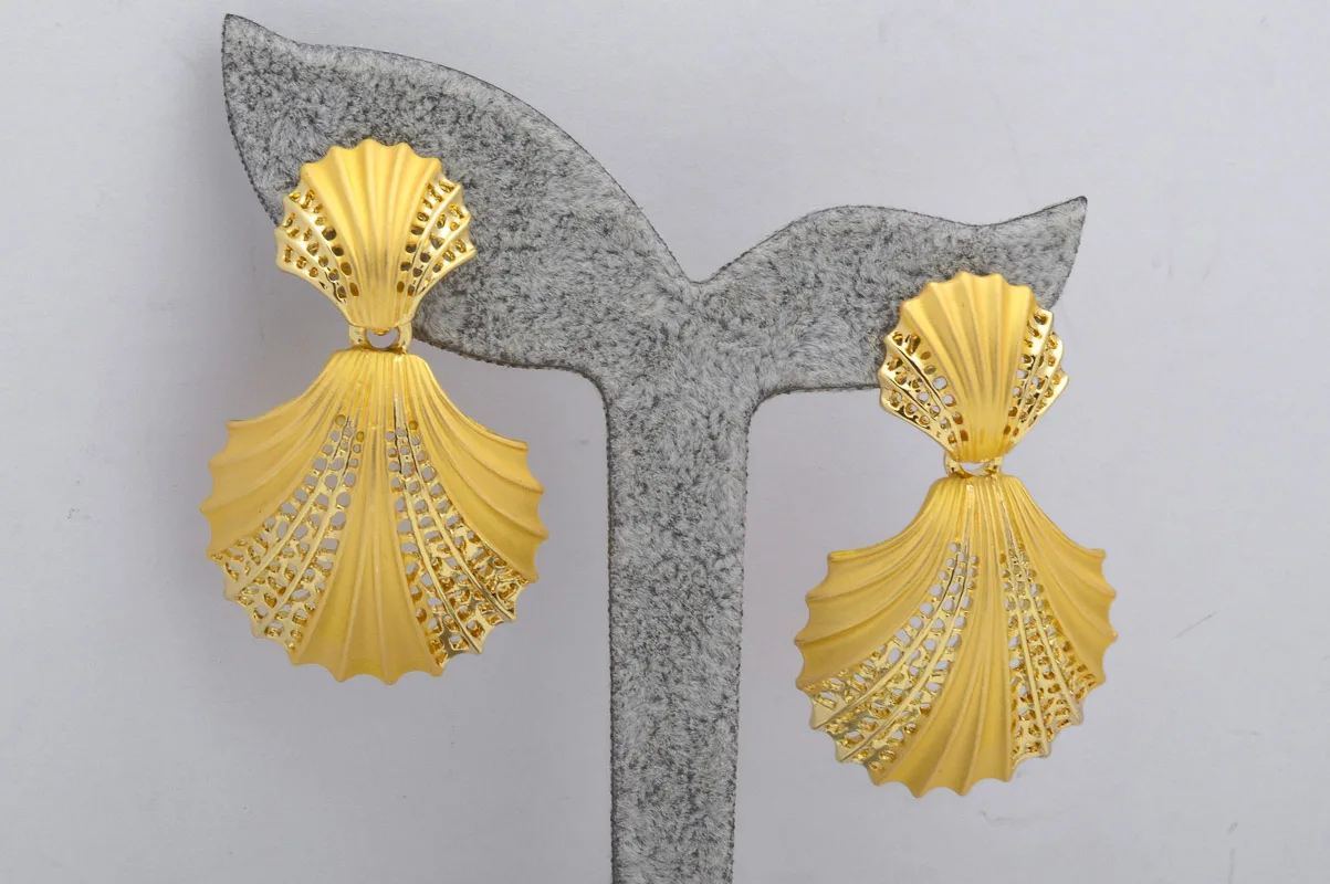 Sunny Jewelry Set Costume Shell Earrings Necklace Bracelet Ring Simple Design Gold Plated For Women Bridal Wedding Party 5 Mallzona Sd82bfc95f9644236b0bfdf3f76f880edI Sunny Jewelry Set Costume Shell Earrings Necklace Bracelet Ring Simple Design Gold Plated For Women Bridal Wedding Party Mallzona