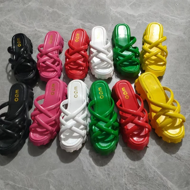 Summer Cross Slippers for Women Flat-bottomed Platform Wedge Heels Outside Wear Korean Style Fashion All-match Women's Sandals
Summer Cross Slippers for Women Flat-bottomed Platform Wedge Heels Outside Wear Korean Style Fashion All-match Women's Sandals