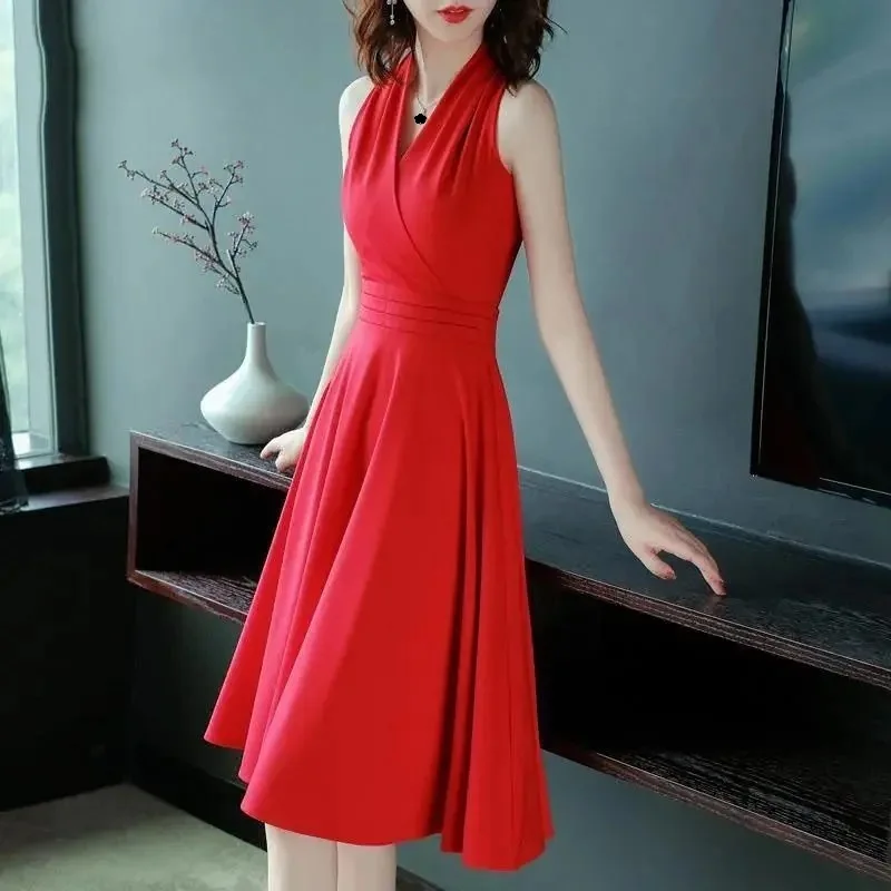 Vintage Hepburn Style Sexy V Neck High Waist Elegant Party Dresses for Women Summer Sleeveless Slim Pleated Midi Dress Vestidos
Vintage Hepburn Style Sexy V Neck High Waist Elegant Party Dresses for Women Summer Sleeveless Slim Pleated Midi Dress Vestidos