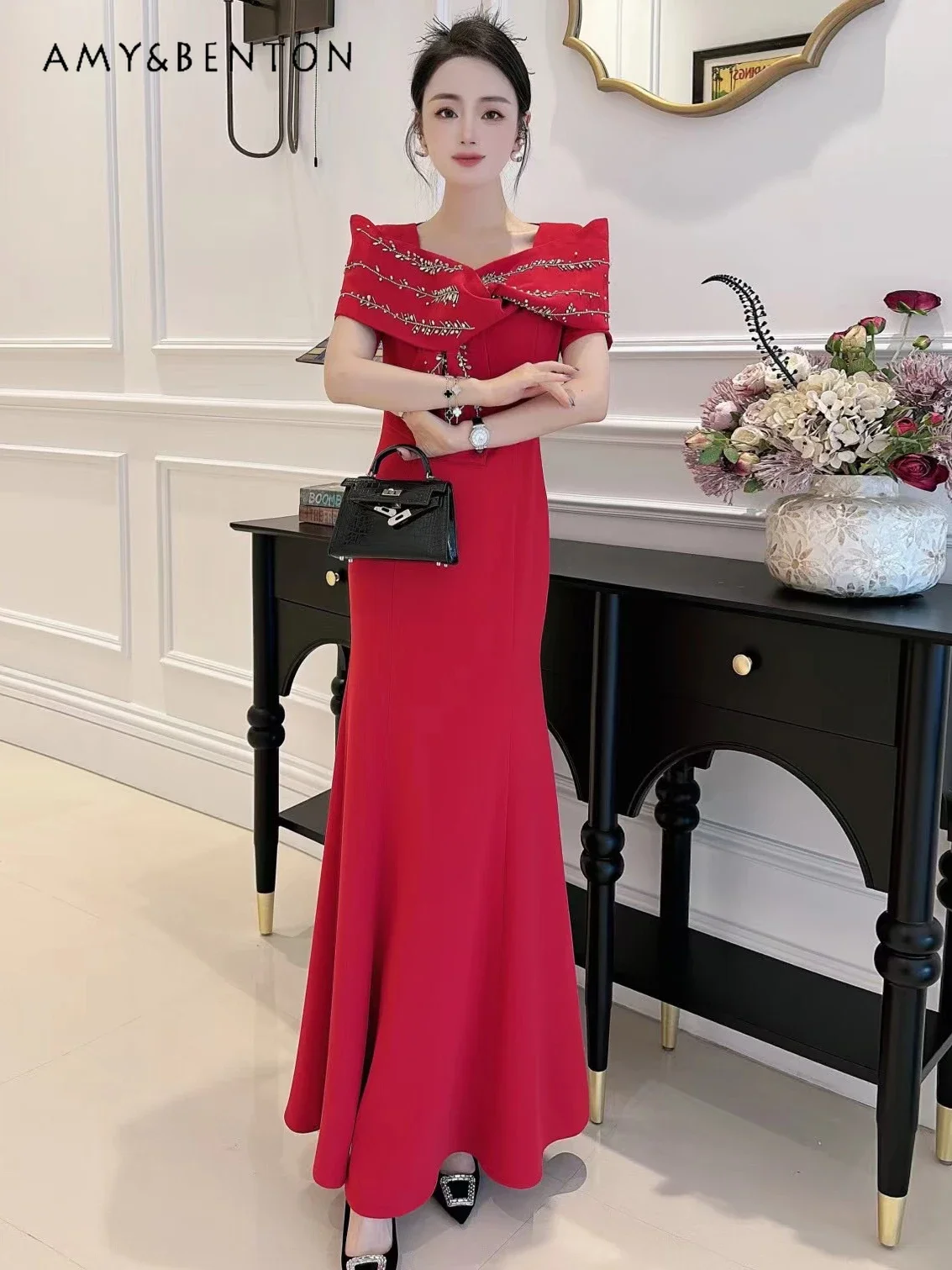 

Элегантное изящное облегающее вечернее платье с квадратным воротником в стиле социалита, женские весенние новые модные красные платья-годе с бусинами