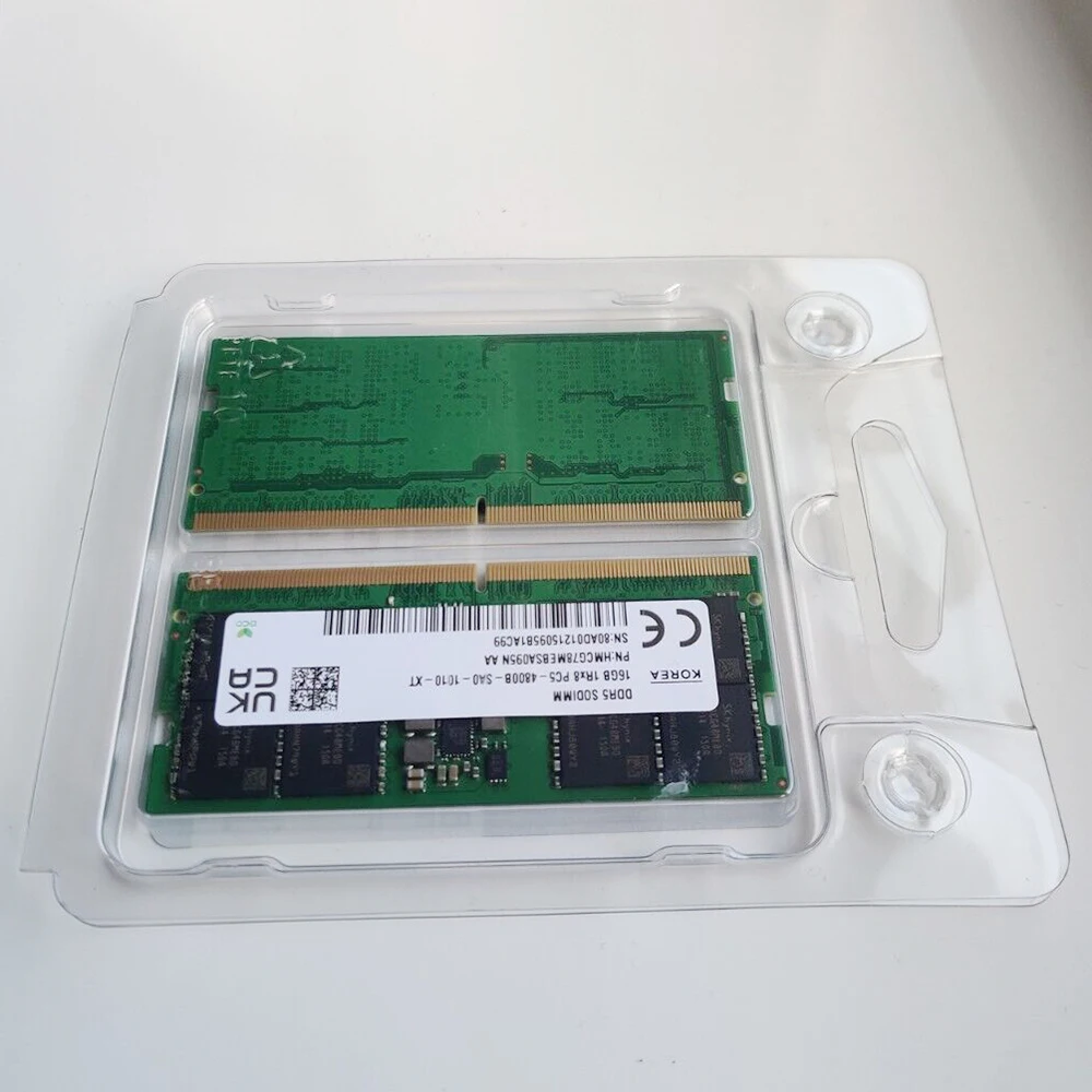 Оперативная память для ноутбука SK Hynix HMCG78MEBSA095N 16 ГБ DDR5 4800 1RX8 PC5-4800B 16 ГБ, быстрая доставка, высокое качество, 1 шт. 
Оперативная память для ноутбука SK Hynix HMCG78MEBSA095N 16 ГБ DDR5 4800 1RX8 PC5-4800B 16 ГБ, быстрая доставка, высокое качество, 1 шт.