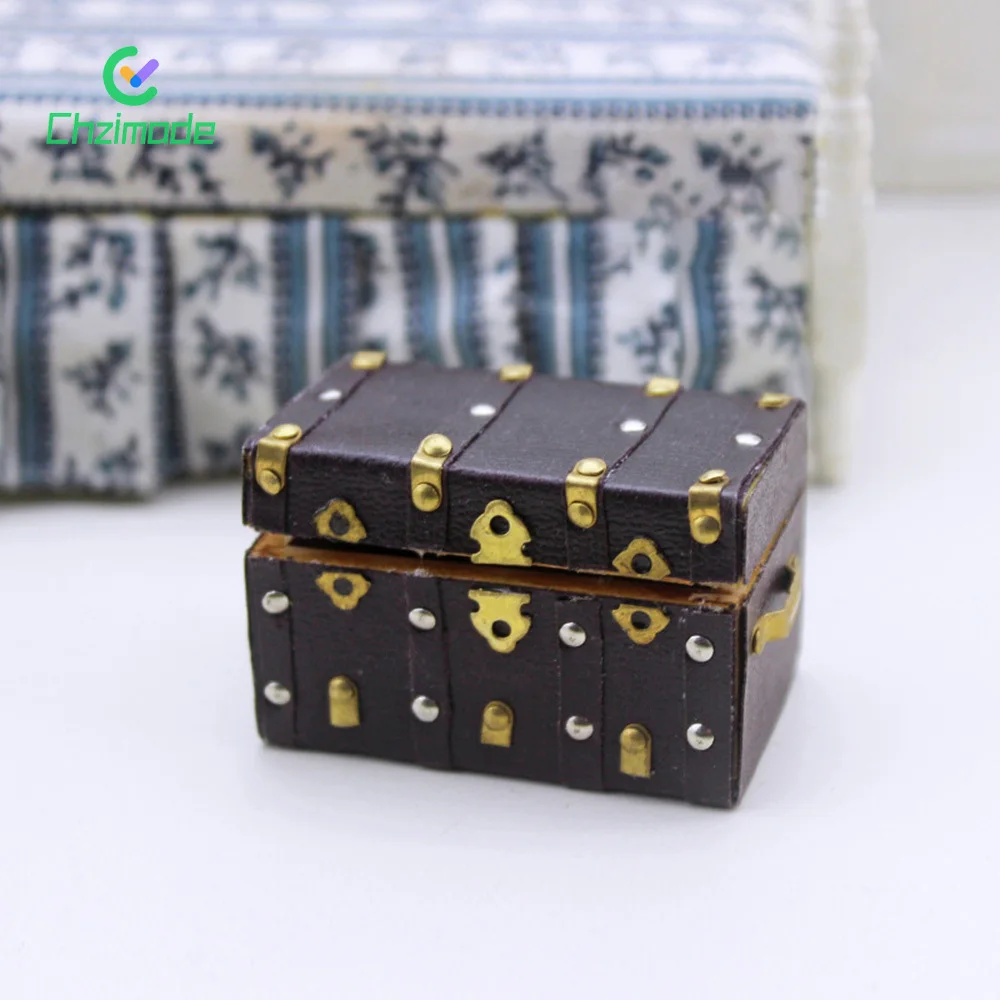 1PC Retro Mini Suitcase Storage Box Scale Model Miniature Scene Models Simulation Model for Toy Doll House Ornaments Home Decor
1PC Retro Mini Suitcase Storage Box Scale Model Miniature Scene Models Simulation Model for Toy Doll House Ornaments Home Decor