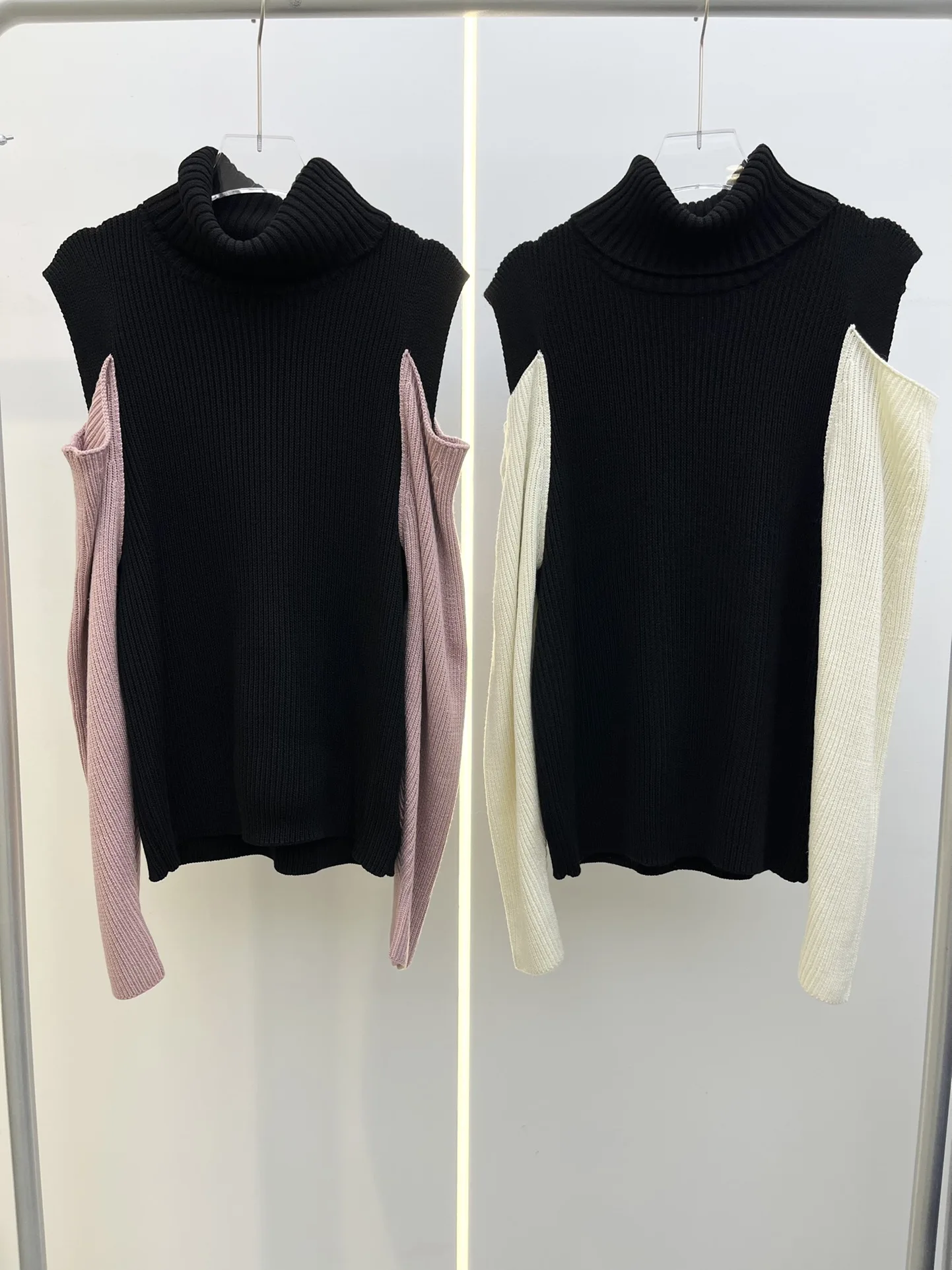 2023 New Women's Clothing turtleneck off-the-shoulder color block sweater 25
2023 New Women's Clothing turtleneck off-the-shoulder color block sweater 25