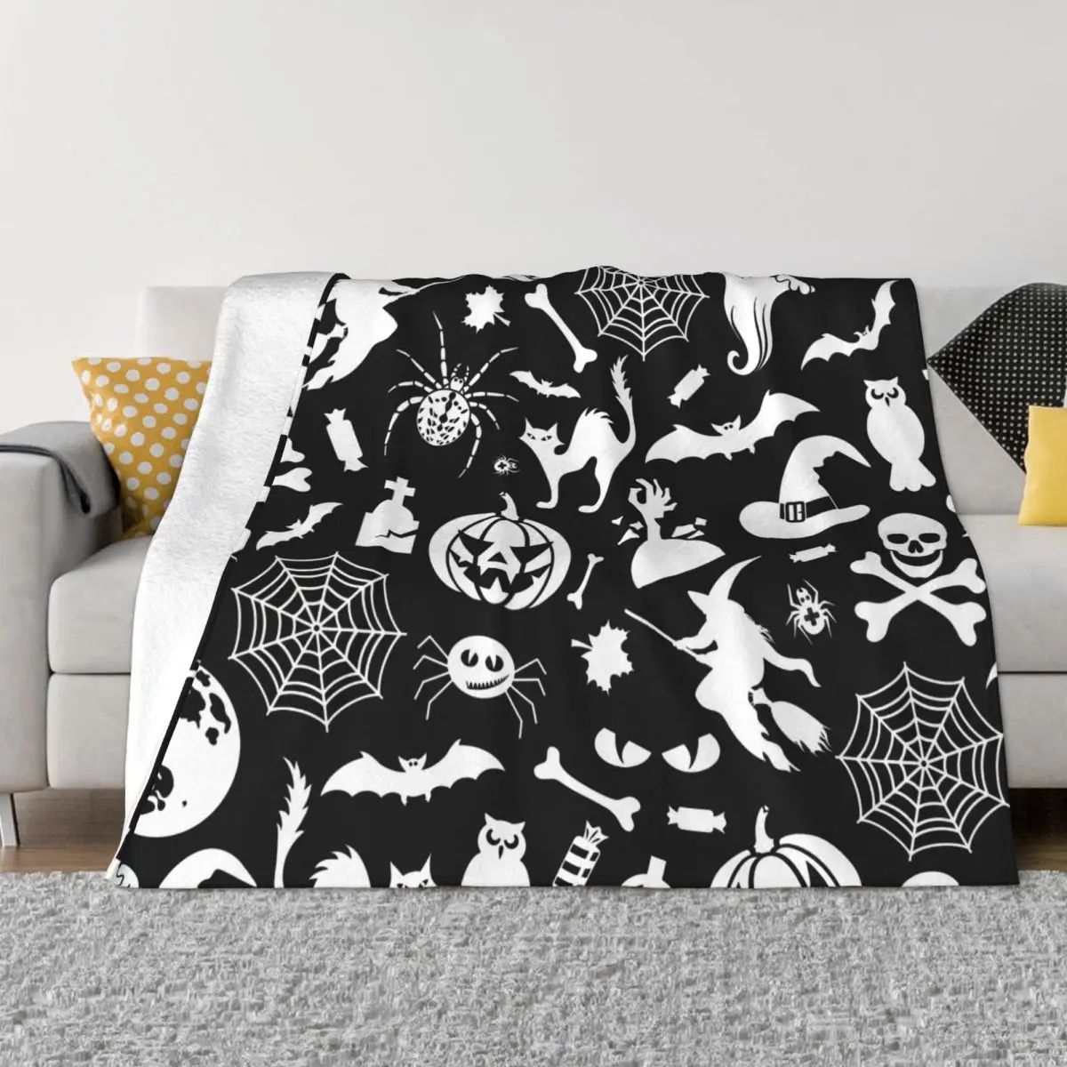 

Halloween Blankets Bats Ghost Spider Coral Fleece Plush Decoration Bedroom Bedding Couch Bedspread