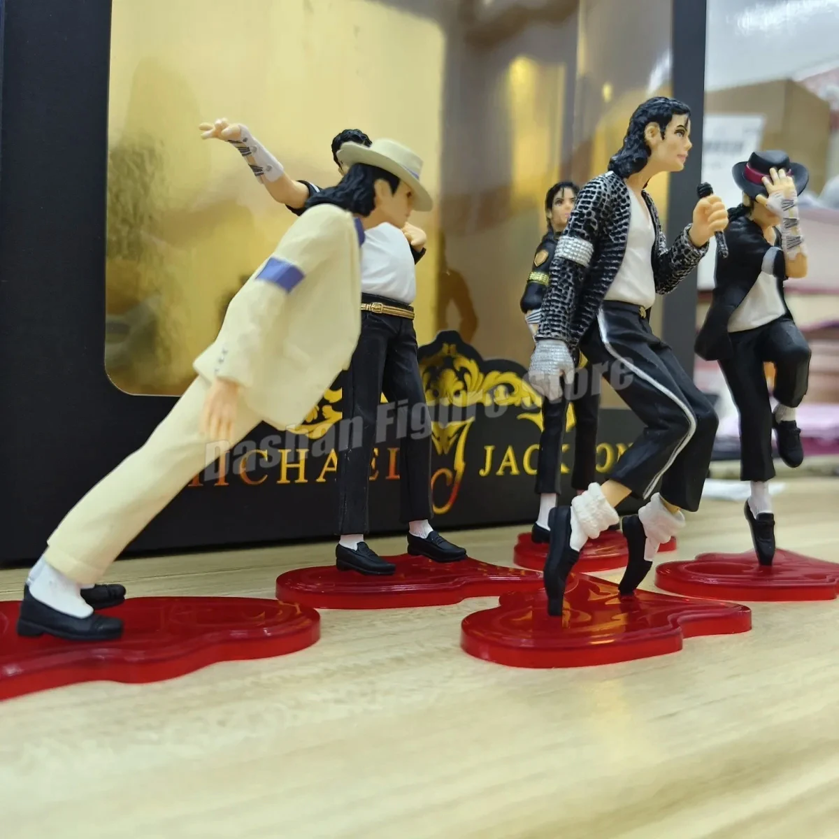 5pcs Michael Jackson Action Figure PVC Anti Gravity Forward Tilt Collection Smooth Criminal Limited Edition Jackson Figurine Toy 5pcs Michael Jackson Action Figure PVC Anti Gravity Forward Tilt Collection Smooth Criminal Limited Edition Jackson Figurine Toy