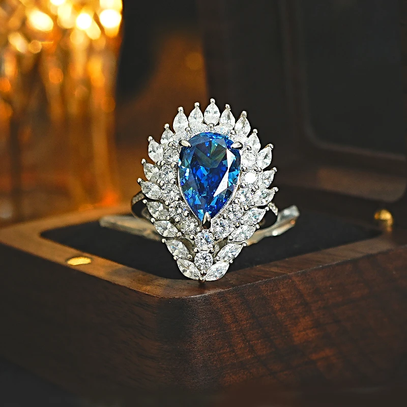 

Fashionable Royal Blue Droplet 925 Silver Ring Set with High Carbon Diamonds, Versatile and High End Feel, Broken Ice Cut