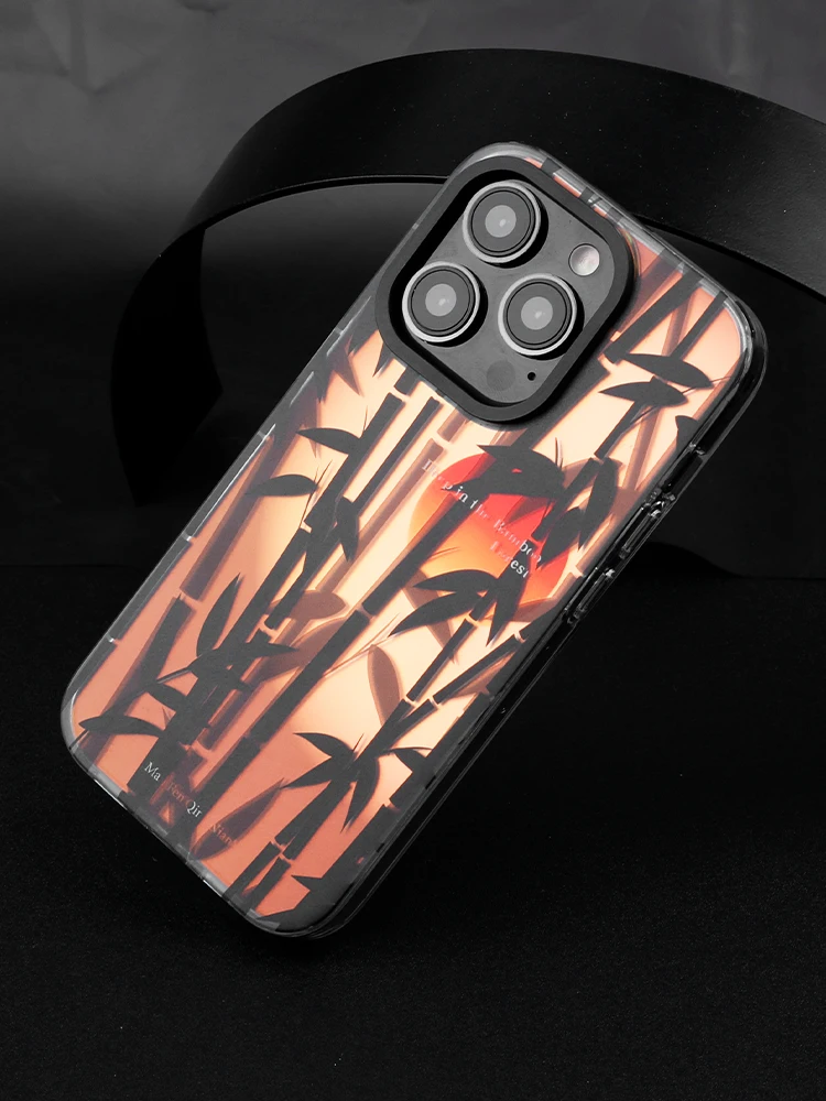 Двухслойный градиентный бамбуковый лес с рисунком Apple подходит для iPhone15PROMAX Φ защитный чехол
Двухслойный градиентный бамбуковый лес с рисунком Apple подходит для iPhone15PROMAX Φ защитный чехол