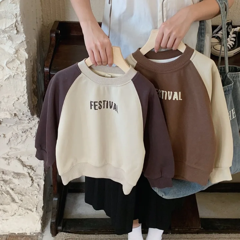 Children's Sweater 2023 Autumn New Simple Patchwork Baby Boy's Sweatershirt Casual Girl's Pullover Tops
Children's Sweater 2023 Autumn New Simple Patchwork Baby Boy's Sweatershirt Casual Girl's Pullover Tops