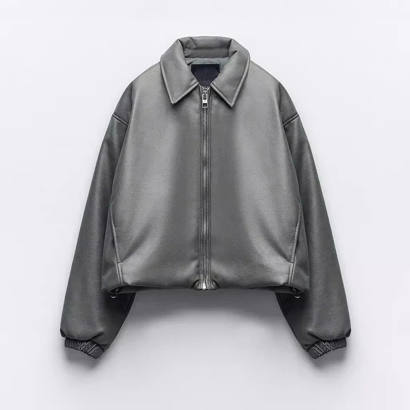 2024 Women Faux Leather Unisex Jacket Loose Coat Vintage Long Sleeve Flap Pockets Female Outerwear Chic Veste Femme
2024 Women Faux Leather Unisex Jacket Loose Coat Vintage Long Sleeve Flap Pockets Female Outerwear Chic Veste Femme