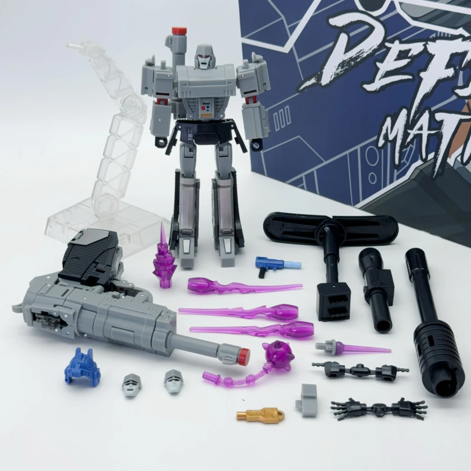 Jinbao 8002 трансформер модель пистолета Galvatron Mgtron H9 G1 Мини карманная экшн-фигурка воина деформированная
Jinbao 8002 трансформер модель пистолета Galvatron Mgtron H9 G1 Мини карманная экшн-фигурка воина деформированная