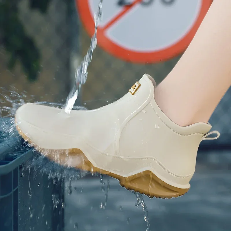 Fashion Couple's Outdoor Rain Boots New Men High Top Hiking Fishing Water Shoes Anti-slip Chef Work Ankle Boots Waterproof Shoes
Fashion Couple's Outdoor Rain Boots New Men High Top Hiking Fishing Water Shoes Anti-slip Chef Work Ankle Boots Waterproof Shoes