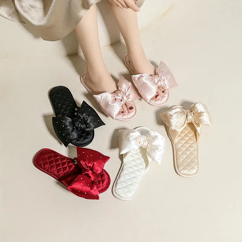 New Fashion Wedding Slippers Women Peep Toe Bedroom Home Sandals Bride Bridesmaid Wedding Shoes With Silk Bow
New Fashion Wedding Slippers Women Peep Toe Bedroom Home Sandals Bride Bridesmaid Wedding Shoes With Silk Bow