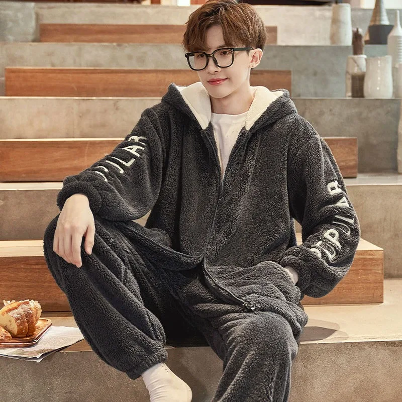 Men Pajamas Set Autumn Winter Sleepwear Coral Velvet Plus Padded Warm Loungewear Hooded Outside Wear Home Service Suit Pijamas
Men Pajamas Set Autumn Winter Sleepwear Coral Velvet Plus Padded Warm Loungewear Hooded Outside Wear Home Service Suit Pijamas