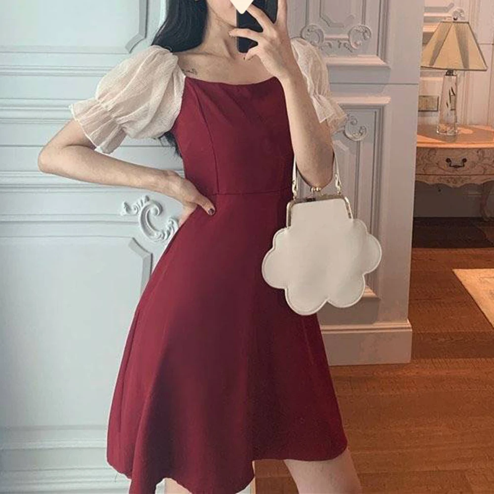 Y2K Princess Dress Women Lace Patchwork Kawaii Square Collar Off Shoulder Lace Up A-line Puff Sleeve French Style Party Dresses
Y2K Princess Dress Women Lace Patchwork Kawaii Square Collar Off Shoulder Lace Up A-line Puff Sleeve French Style Party Dresses