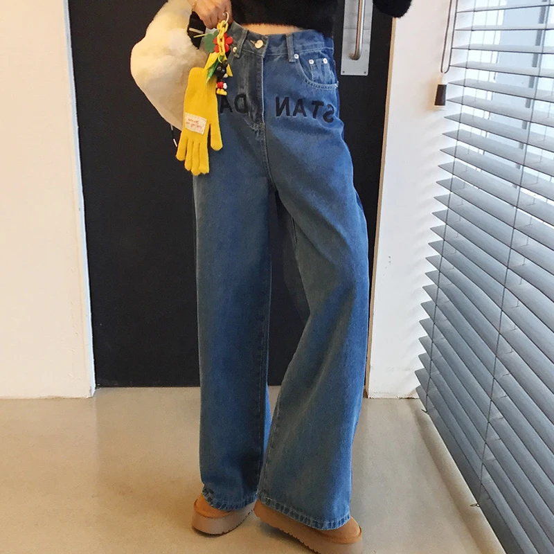 SuperAen 2024 корейские шикарные зимние нишевые ретро джинсы с высокой талией и вышитыми буквами 
SuperAen 2024 корейские шикарные зимние нишевые ретро джинсы с высокой талией и вышитыми буквами