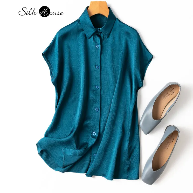 Light Luxury Fabric 20MM Silk Pearl Satin Temperament Peacock Blue Short Sleeve Cardigan Loose Shirt Women
Light Luxury Fabric 20MM Silk Pearl Satin Temperament Peacock Blue Short Sleeve Cardigan Loose Shirt Women