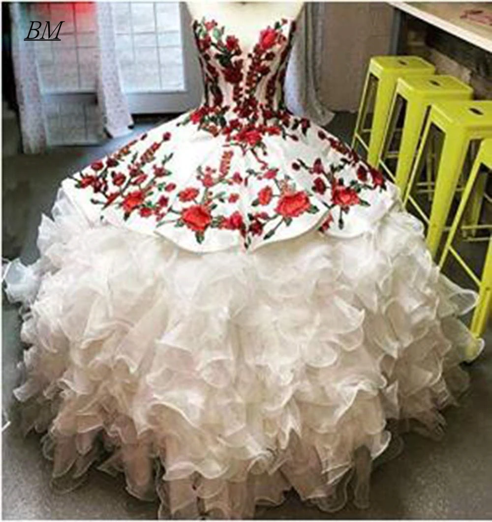 Embroidery Long Ball Gown Quinceanera Dresses 2022 Prom Princess Beaded Robes De Soiree Formal Party Vestidos De 15 Anos
Embroidery Long Ball Gown Quinceanera Dresses 2022 Prom Princess Beaded Robes De Soiree Formal Party Vestidos De 15 Anos