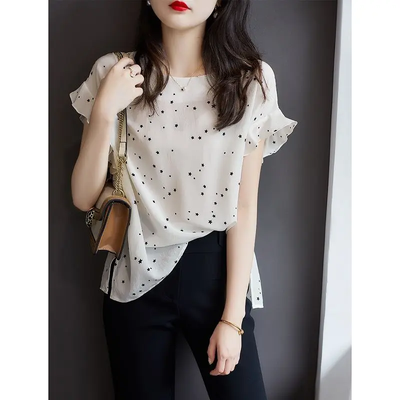2023 New Summer Commuting Minimalist Temperament Round Neck Printed Ruffle Sleeves Loose Casual Fashion Versatile Women's Shirt
2023 New Summer Commuting Minimalist Temperament Round Neck Printed Ruffle Sleeves Loose Casual Fashion Versatile Women's Shirt