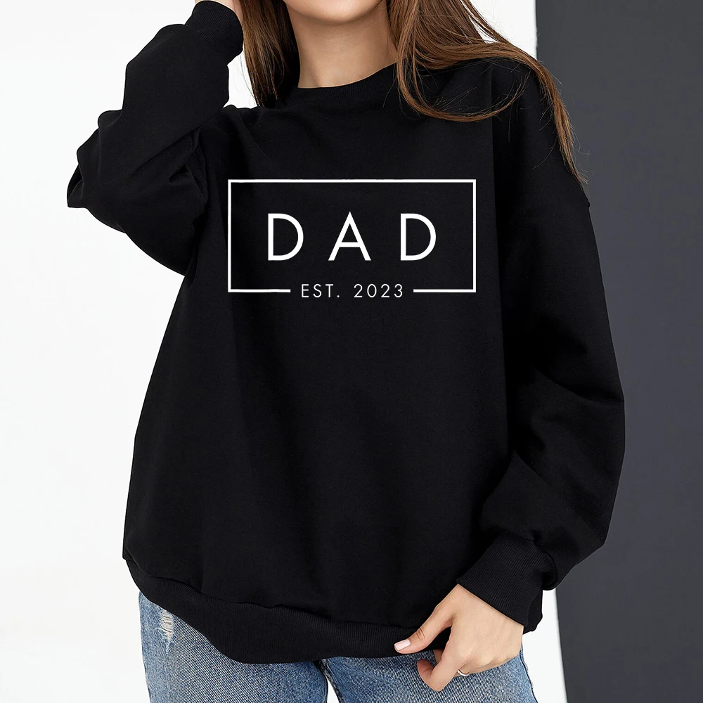 Dad Est. 2023 letter sweatshirt women hoodies Soon To Be Dad Pregnancy Announcement pullovers y2k hoodie Fashion Sweatshirt
Dad Est. 2023 letter sweatshirt women hoodies Soon To Be Dad Pregnancy Announcement pullovers y2k hoodie Fashion Sweatshirt