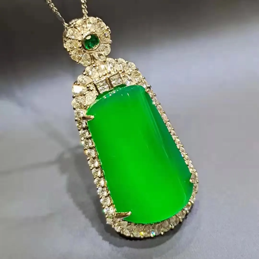 Genuine Natural Green Jade Pendant Women Men Fine Jewelry Chrysoprase Amulet Gift Certified Jades Stone Fashion Charms Jewellery
Genuine Natural Green Jade Pendant Women Men Fine Jewelry Chrysoprase Amulet Gift Certified Jades Stone Fashion Charms Jewellery