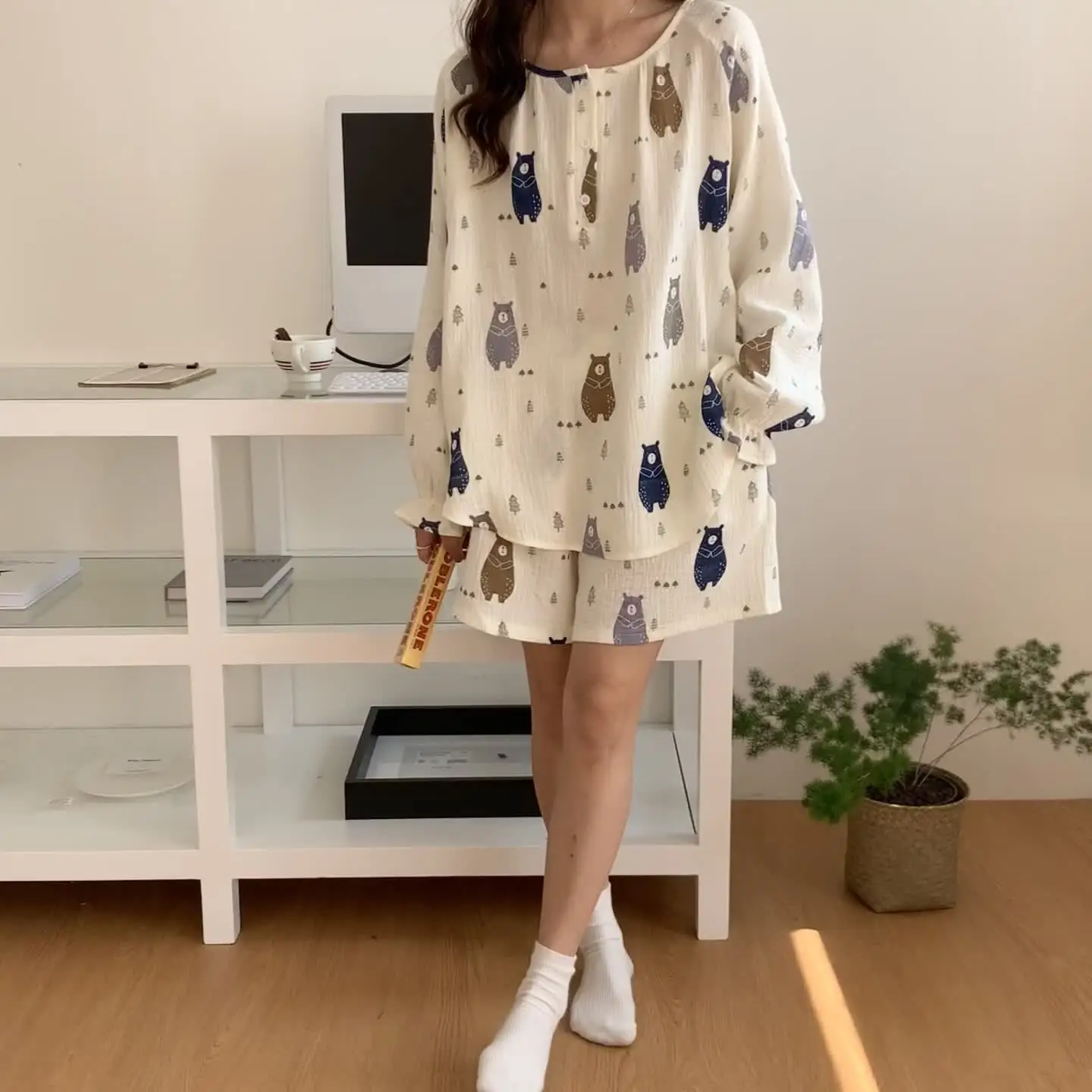 Soft Comfortable 100% Cotton Pullovers Pajama Set Women Home Suit Summer Spring Cartoon Print Shorts Sleepwear Out Wear S121
Soft Comfortable 100% Cotton Pullovers Pajama Set Women Home Suit Summer Spring Cartoon Print Shorts Sleepwear Out Wear S121
