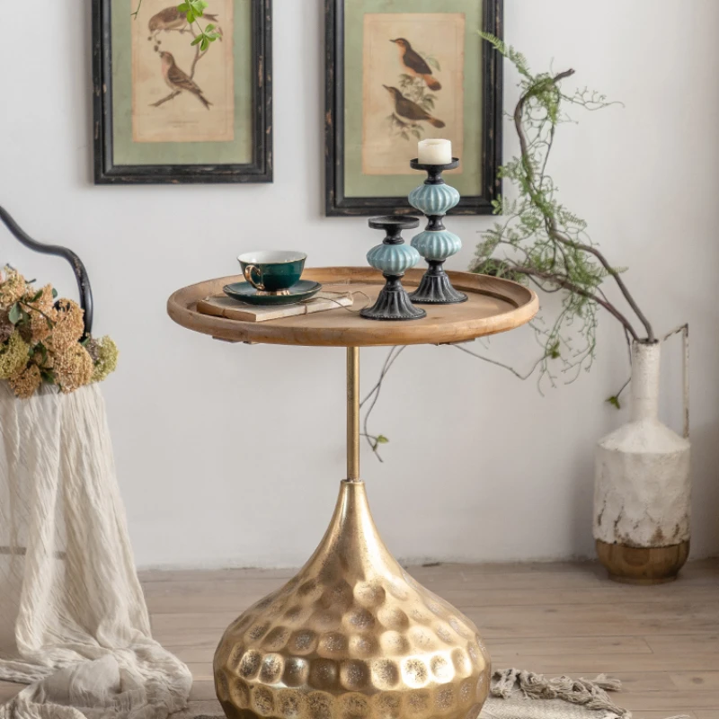 Italian light luxury iron art small coffee table, living room, sofa, side table, homestay, retro industrial style balcony
Italian light luxury iron art small coffee table, living room, sofa, side table, homestay, retro industrial style balcony