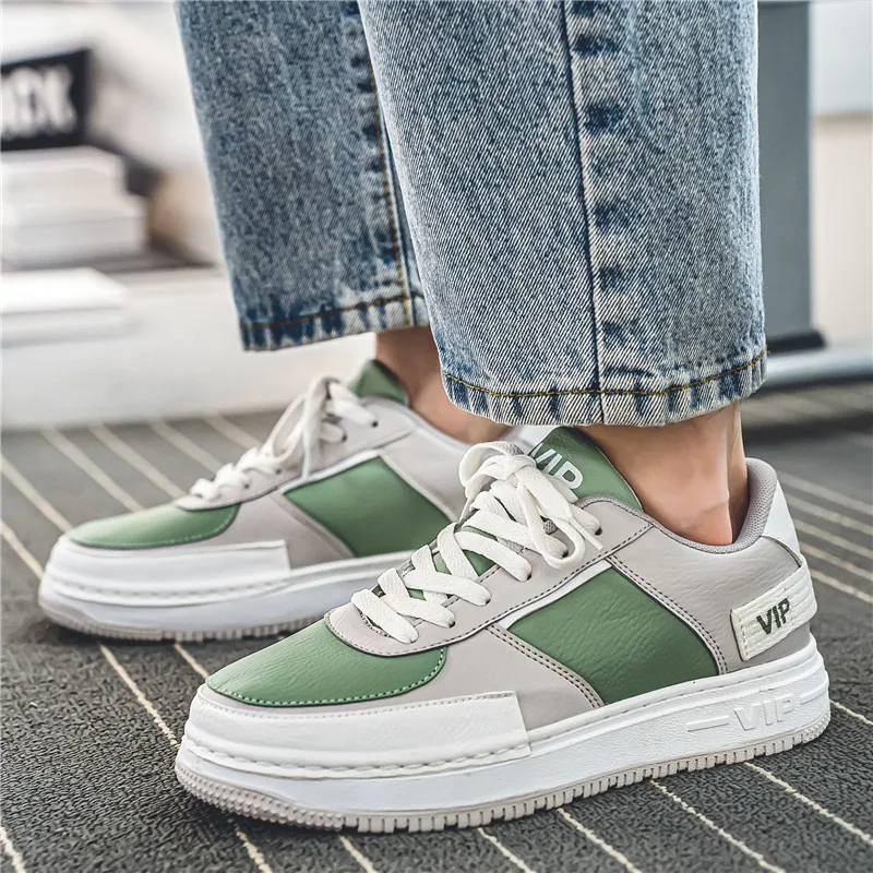 Shoes for Male 2023 Warm Lace Up Men's Vulcanize Shoes Winter Man Sneakers Mixed Colors Platform Flat with Men's Casual Shoes
Shoes for Male 2023 Warm Lace Up Men's Vulcanize Shoes Winter Man Sneakers Mixed Colors Platform Flat with Men's Casual Shoes