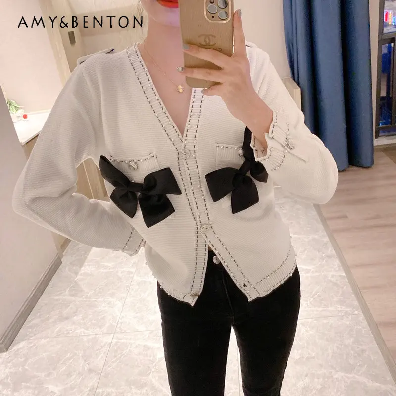 Color Matching Long Sleeve Sweater Coat Autumn Outer Wear Short Bow All-Matching V-neck Long Sleeve Knitted Cardigan Top
Color Matching Long Sleeve Sweater Coat Autumn Outer Wear Short Bow All-Matching V-neck Long Sleeve Knitted Cardigan Top