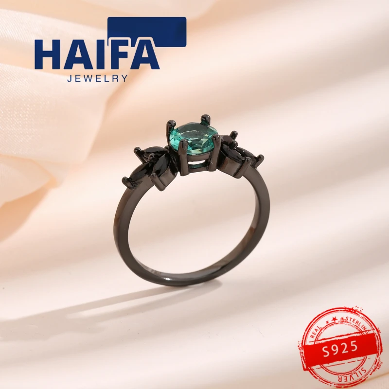 Hot European and American green gem ring s925silver simple design party fashion high-end jewelry Personality Classic Jewelry
Hot European and American green gem ring s925silver simple design party fashion high-end jewelry Personality Classic Jewelry