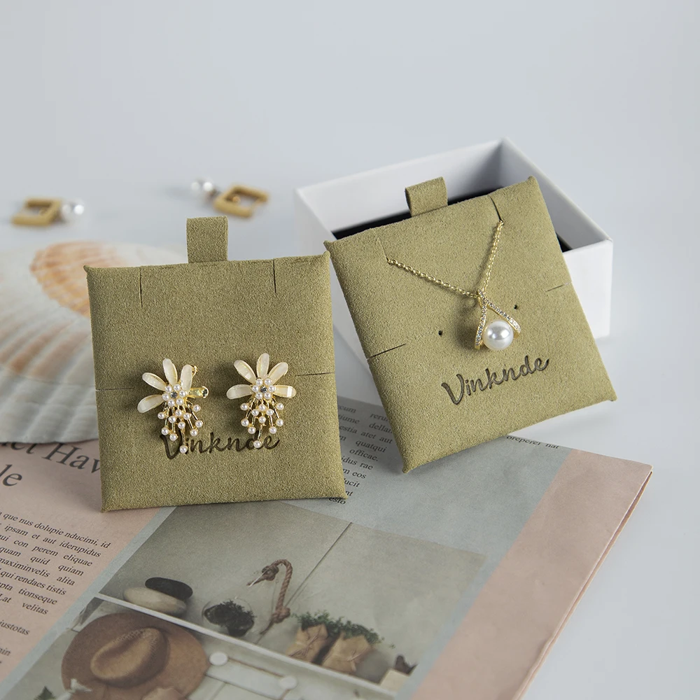 Jewelry Cards Earrings Necklace Packaging Card Pads Customized Logo Luxury Hanging Jewelry Hang Tags Display Microfiber Cards
Jewelry Cards Earrings Necklace Packaging Card Pads Customized Logo Luxury Hanging Jewelry Hang Tags Display Microfiber Cards