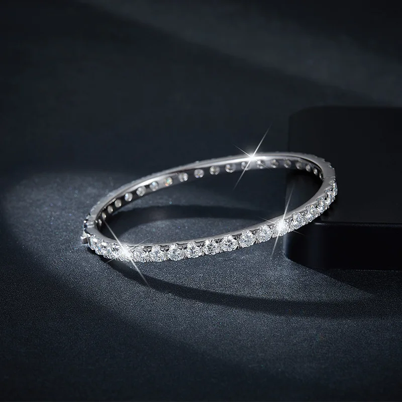2023 New Full Circle 4mm Round D-color Diamond Moissanite Bracelet for Men and Women with S925 Silver Plated 18K Gold 
2023 New Full Circle 4mm Round D-color Diamond Moissanite Bracelet for Men and Women with S925 Silver Plated 18K Gold