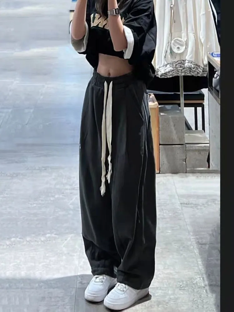 HOUZHOU Harajuku Wide Leg Pants Women Baggy Hippie Korean Fashion Joggers Sweatpants Streetwear Harajuku Trousers Female Loose
HOUZHOU Harajuku Wide Leg Pants Women Baggy Hippie Korean Fashion Joggers Sweatpants Streetwear Harajuku Trousers Female Loose