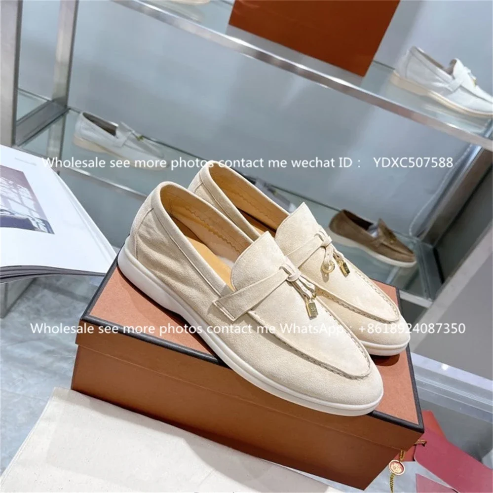 Leather women's loafers Lazy flats moccasins flat shoes spring and autumn new summer walking men's driving Sneakers casual shoes
Leather women's loafers Lazy flats moccasins flat shoes spring and autumn new summer walking men's driving Sneakers casual shoes