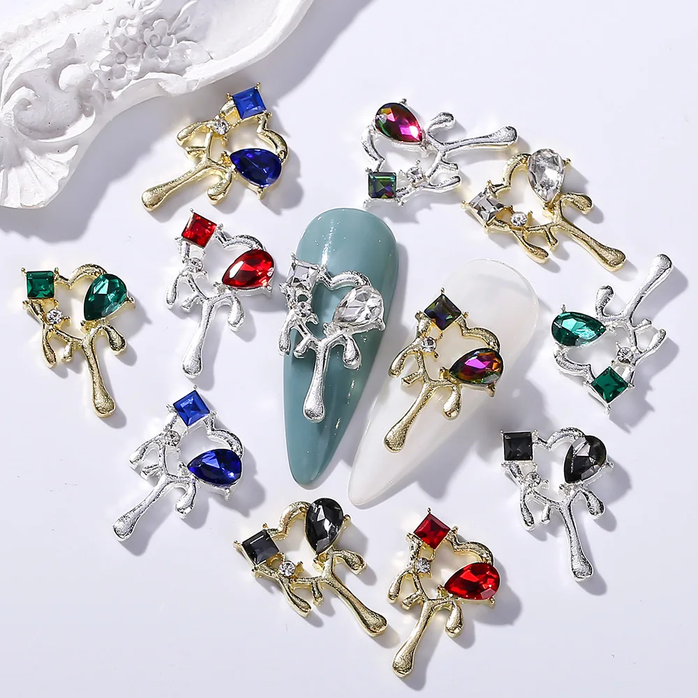 10pcs/bag Metal Gold Silver Nail Charms With Diamond Nail Art Design Rhinestone Jewelry Decoration Manicure Ornament Accessories
10pcs/bag Metal Gold Silver Nail Charms With Diamond Nail Art Design Rhinestone Jewelry Decoration Manicure Ornament Accessories