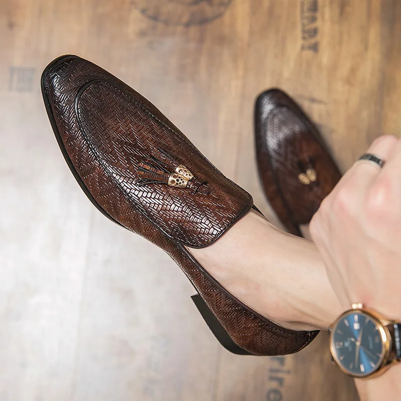 Elegant Men's Casual Loafers Driving Shoes Moccasin Fashion Male Comfortable Summer Leather Shoes Men Lazy Tassel Dress Shoes
Elegant Men's Casual Loafers Driving Shoes Moccasin Fashion Male Comfortable Summer Leather Shoes Men Lazy Tassel Dress Shoes