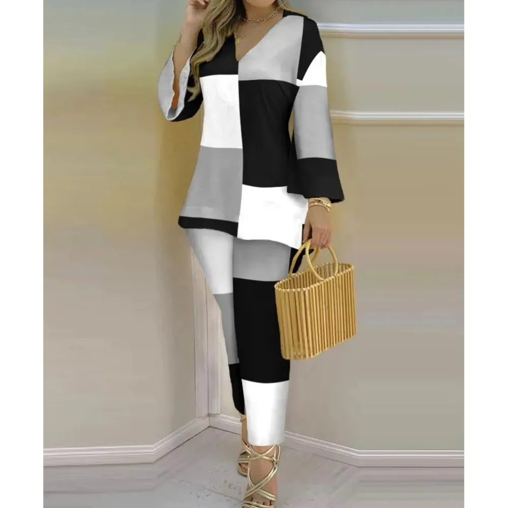 New Women's Casual Two-piece Set Elegant V-neck Polyester Long-sleeved Trousers Fashion Printed Suit For Women Autumn Sets
New Women's Casual Two-piece Set Elegant V-neck Polyester Long-sleeved Trousers Fashion Printed Suit For Women Autumn Sets