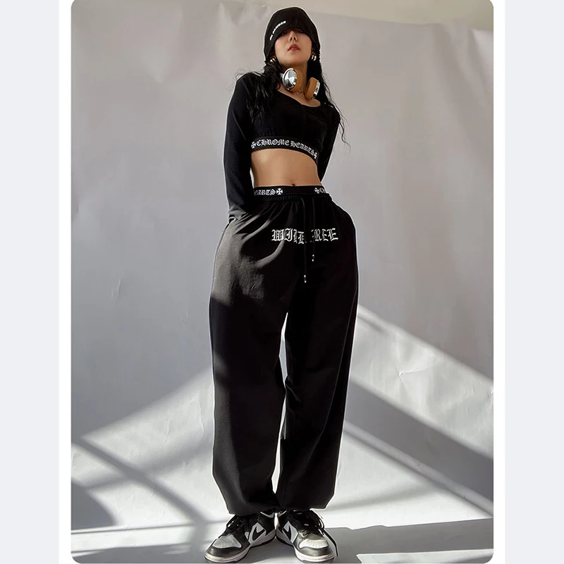 Gothic Black Fashion Jogging Two Pieces Sets Women Hip Hop Streetwear Short Top Pants Printing Letter Loose Wide Leg Sports Sets
Gothic Black Fashion Jogging Two Pieces Sets Women Hip Hop Streetwear Short Top Pants Printing Letter Loose Wide Leg Sports Sets
