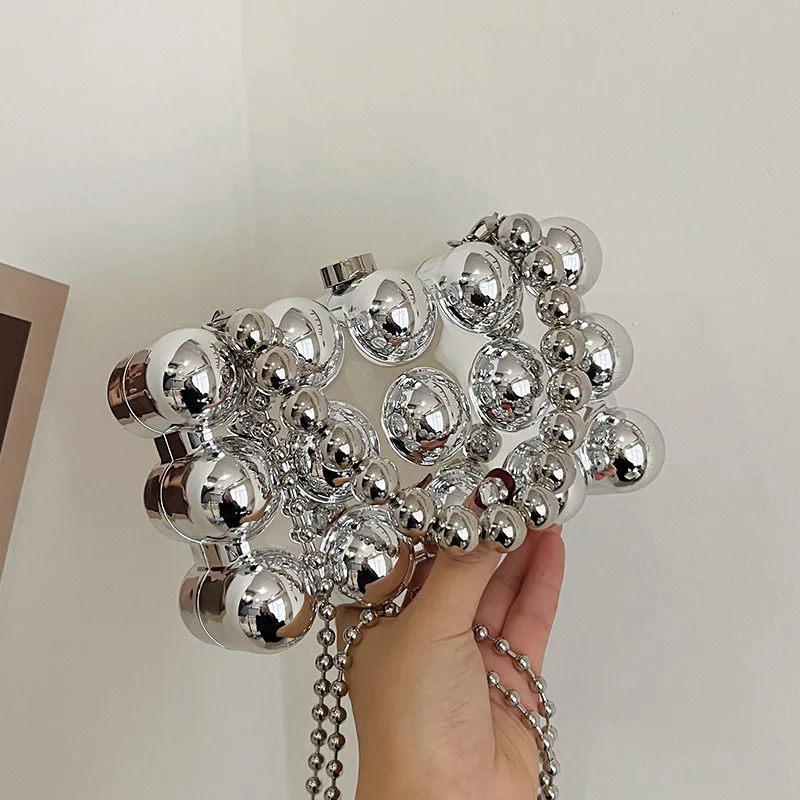 Advanced Mini Box Small Bag Women's 2024 New European and American One Shoulder Fashion Crowd Design Banquet Chain Zero Wallet
Advanced Mini Box Small Bag Women's 2024 New European and American One Shoulder Fashion Crowd Design Banquet Chain Zero Wallet