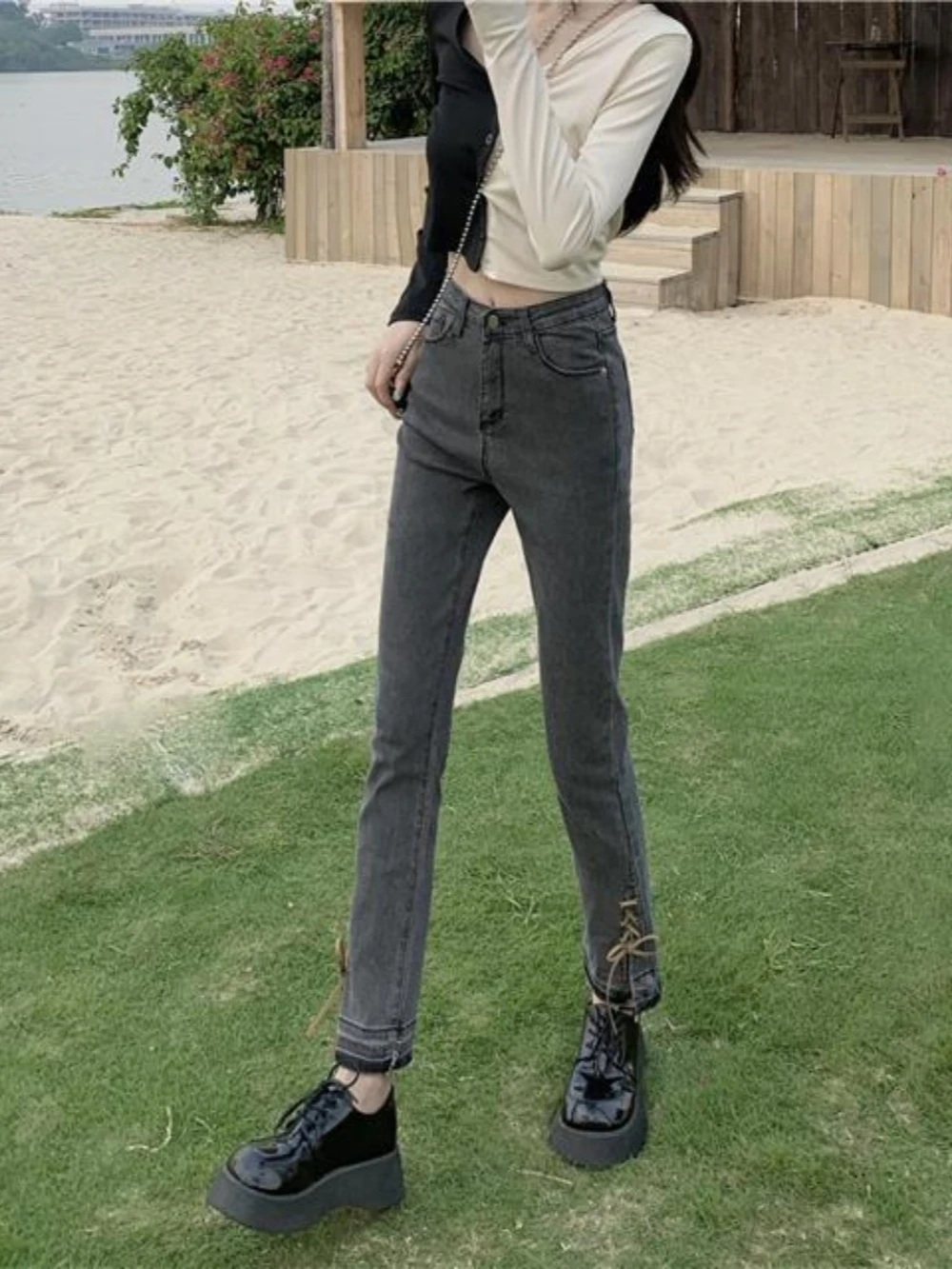 2023 Spring Women's High-Waisted Straight Pipe Smoke Pipe Jeans Slim Slim Lady Wide Leg Pear Shape Nine-Point Pants
2023 Spring Women's High-Waisted Straight Pipe Smoke Pipe Jeans Slim Slim Lady Wide Leg Pear Shape Nine-Point Pants