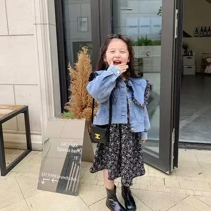 Girl Dress Suit 2022 New Spring Autumn Korean Fashion Style Sets Baby Girl Lapels Denim Shirt Floral Dress Two Piece Suit
Girl Dress Suit 2022 New Spring Autumn Korean Fashion Style Sets Baby Girl Lapels Denim Shirt Floral Dress Two Piece Suit
