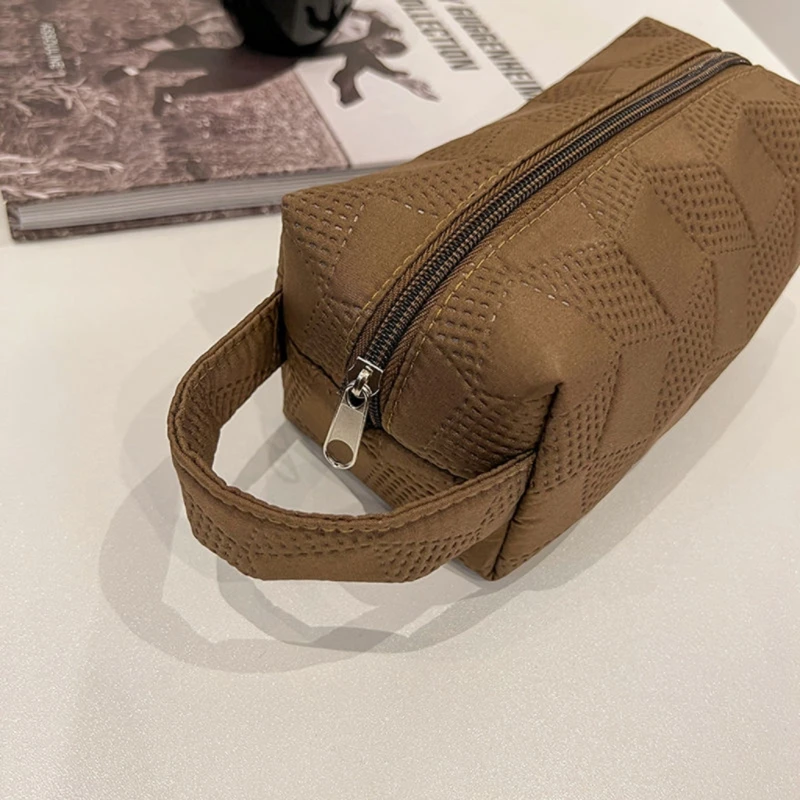 Travel Waterproof Portable Women's Makeup Bag High Capacity Toiletries Organizer Storage Cosmetic Cases Zipper Wash Beauty Pouch
Travel Waterproof Portable Women's Makeup Bag High Capacity Toiletries Organizer Storage Cosmetic Cases Zipper Wash Beauty Pouch