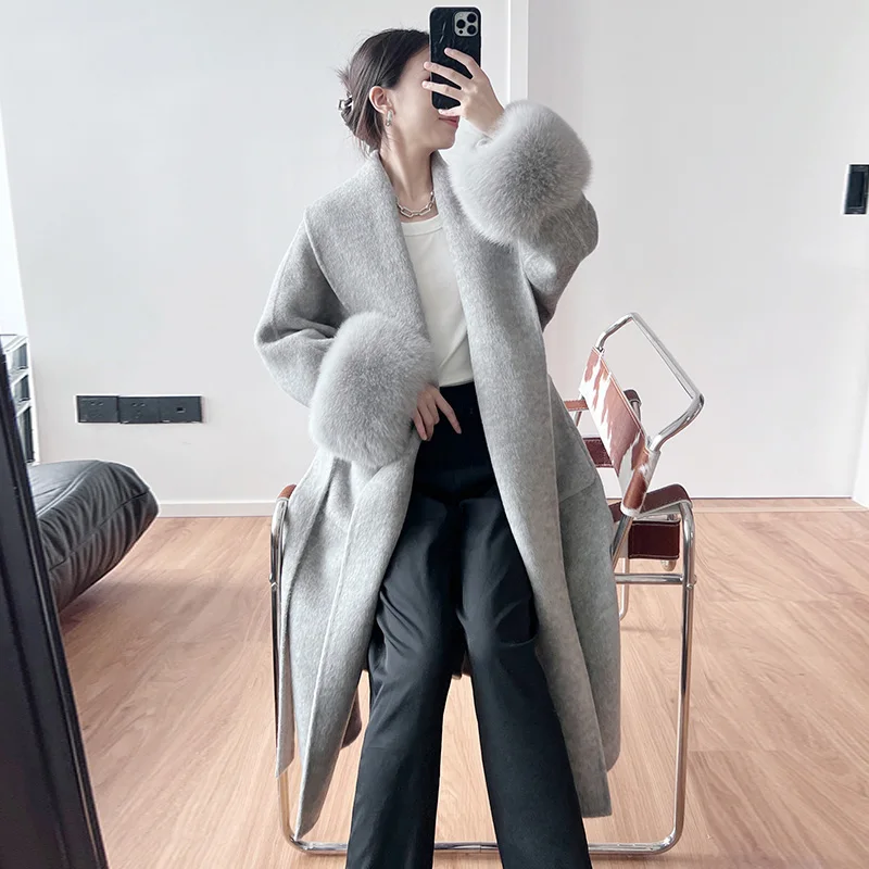 2023 Winter Wool Coats Women's Belted Trench Coats 100% Wool With Real Fox Fur Cuff Lady Elegant Outerwear ZY5085
2023 Winter Wool Coats Women's Belted Trench Coats 100% Wool With Real Fox Fur Cuff Lady Elegant Outerwear ZY5085
