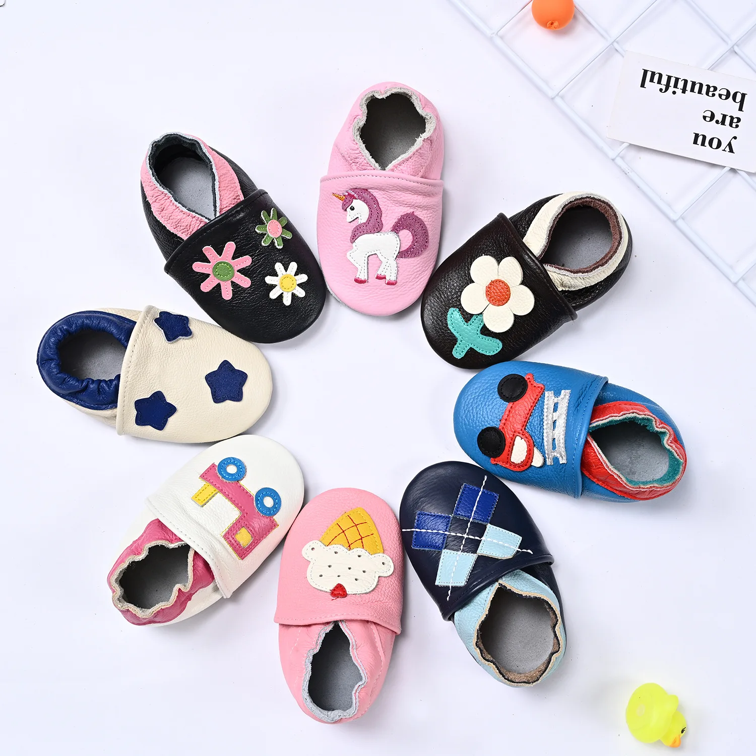 

Newborn Baby Shoes Girls Slippers Soft Cow Leather Sandals First-Walkers Chaussure Bebe Fille Toddler First Walking Baby Casual