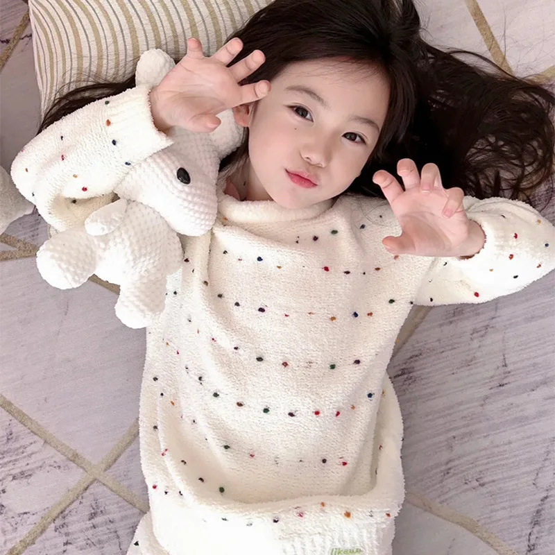 Jenny&Dave Winter Children's Home Suit Parent-child Rainbow Bean Half Fleece Girls' Pullover Pajamas Thickened Soft Home Set
Jenny&Dave Winter Children's Home Suit Parent-child Rainbow Bean Half Fleece Girls' Pullover Pajamas Thickened Soft Home Set