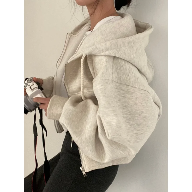 2023 Korean Women Autumn Winter Hoodie Coats Short Warm Zipper Jacket Casual Female Coat Tops womens
2023 Korean Women Autumn Winter Hoodie Coats Short Warm Zipper Jacket Casual Female Coat Tops womens