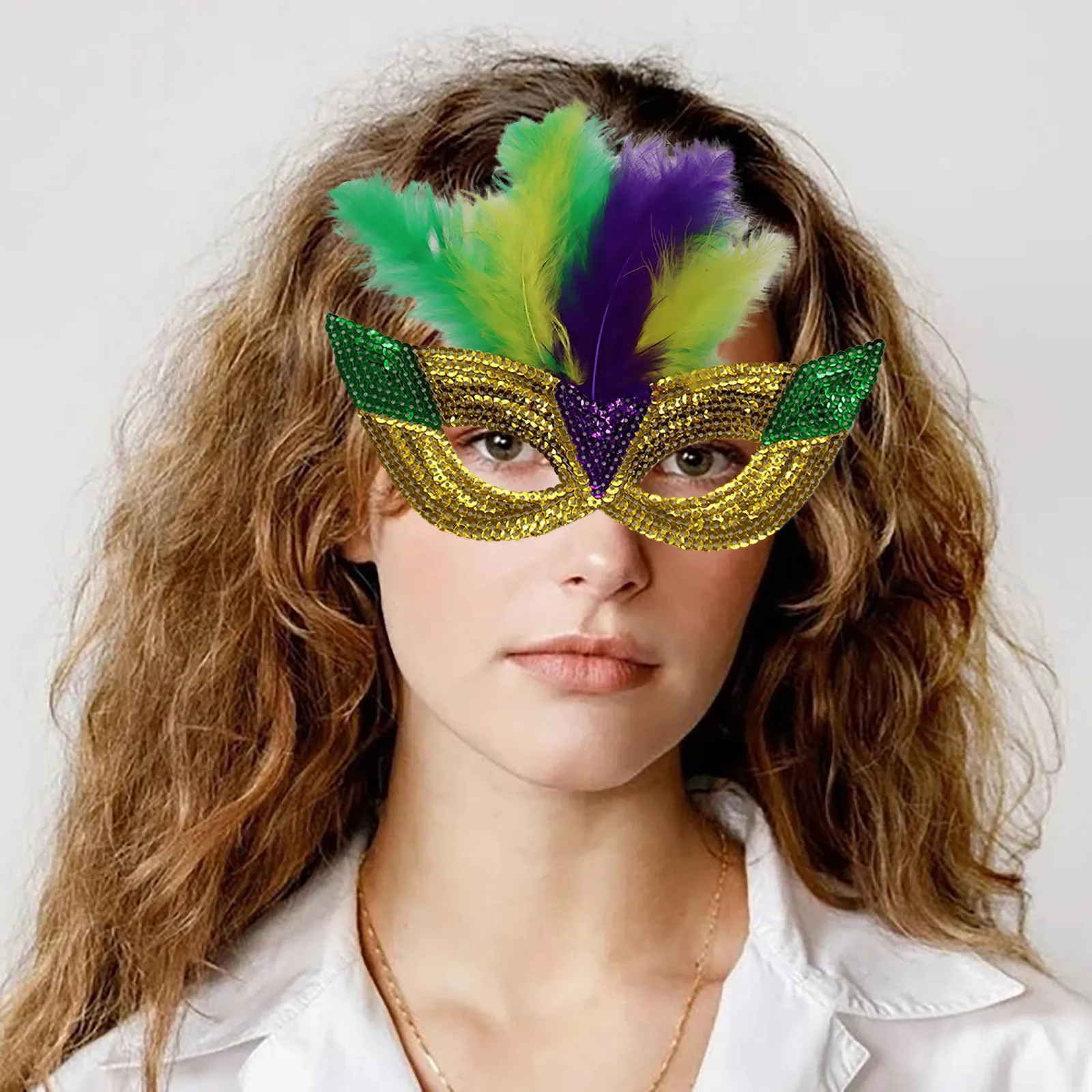 Carnival Half Faced Makeup Performance Golden Purple Green Sequenant Makeup Masquerade Performance
Carnival Half Faced Makeup Performance Golden Purple Green Sequenant Makeup Masquerade Performance
