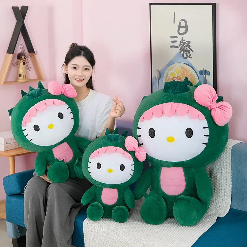 Новинка 35/50/65 см аниме Sanrio кавайные динозавры Hello Kitty плюшевые игрушки большая подушка Мультяшные милые удобные мягкие куклы Подарки
Новинка 35/50/65 см аниме Sanrio кавайные динозавры Hello Kitty плюшевые игрушки большая подушка Мультяшные милые удобные мягкие куклы Подарки